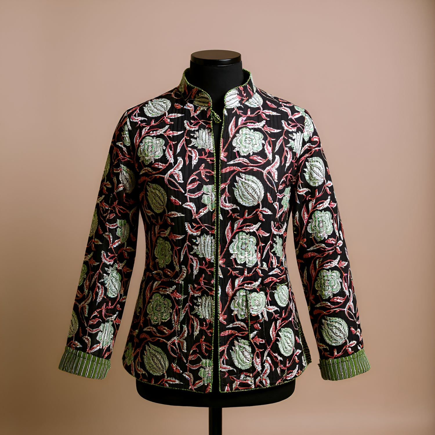 Veste Ravina