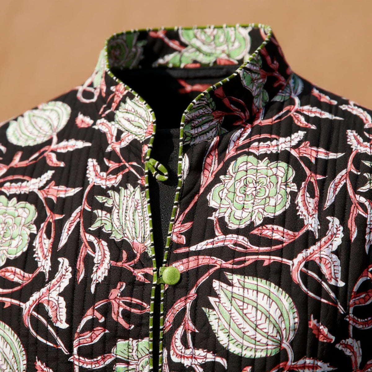 Veste Ravina