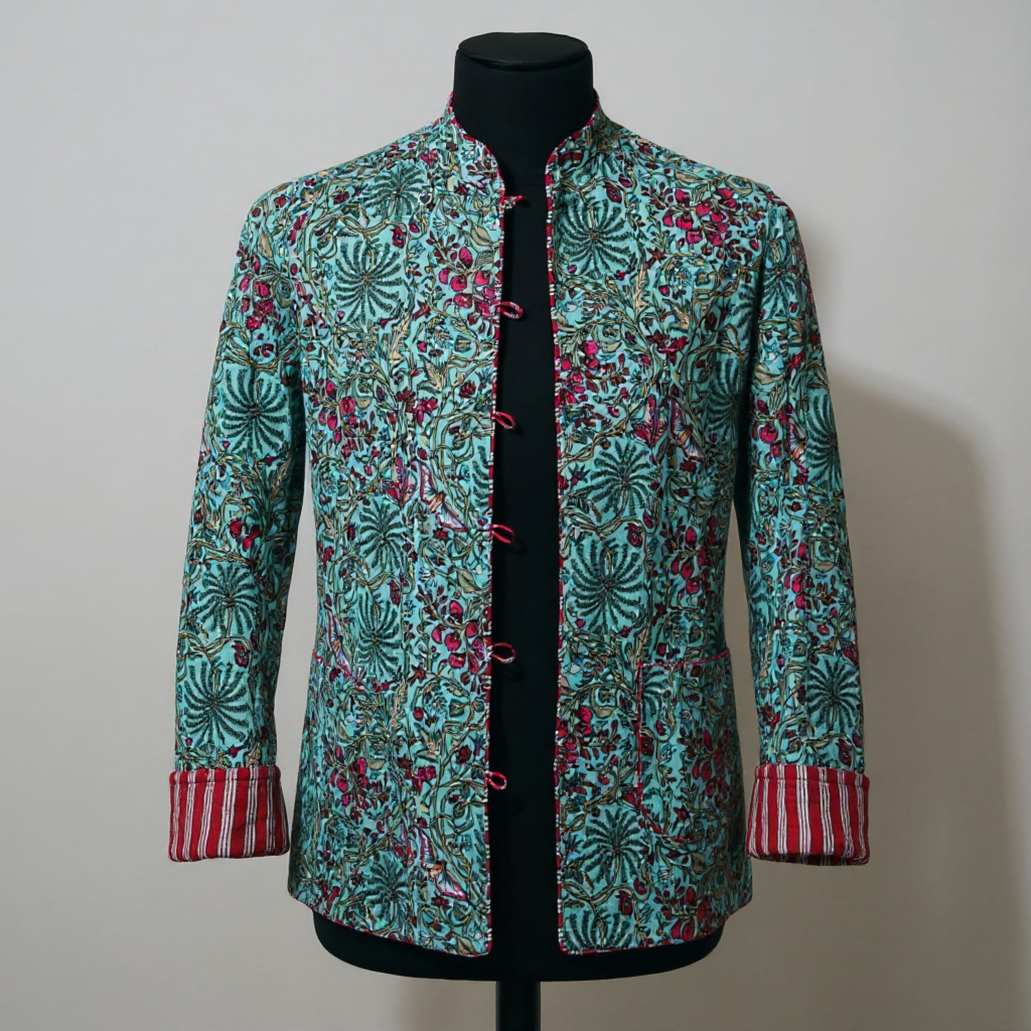Veste Tara